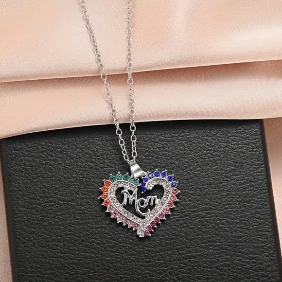 NEW Silver "Mom" Crystal Rainbow Heart Necklace Gay Pride LGBTQ - Picture 4 of 5